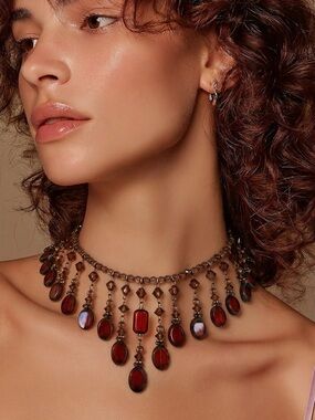 Vintage Deep Red Glass Cabochon Fringe Bib Necklace – 14K Clasp